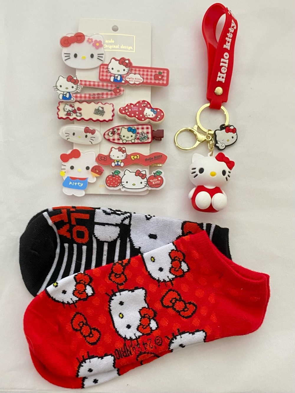 Hello Kitty Socks, Hair Clips & Keychain Set